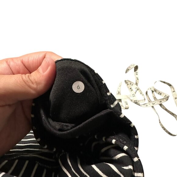 Lululemon Wunder Under Crop Capri Leggings Size 6 Black White Stripe High Rise - Picture 7 of 11